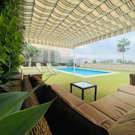 Rosi Villa