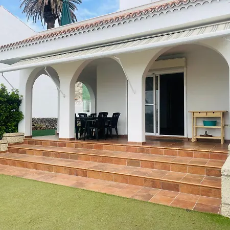Rosi Villa *